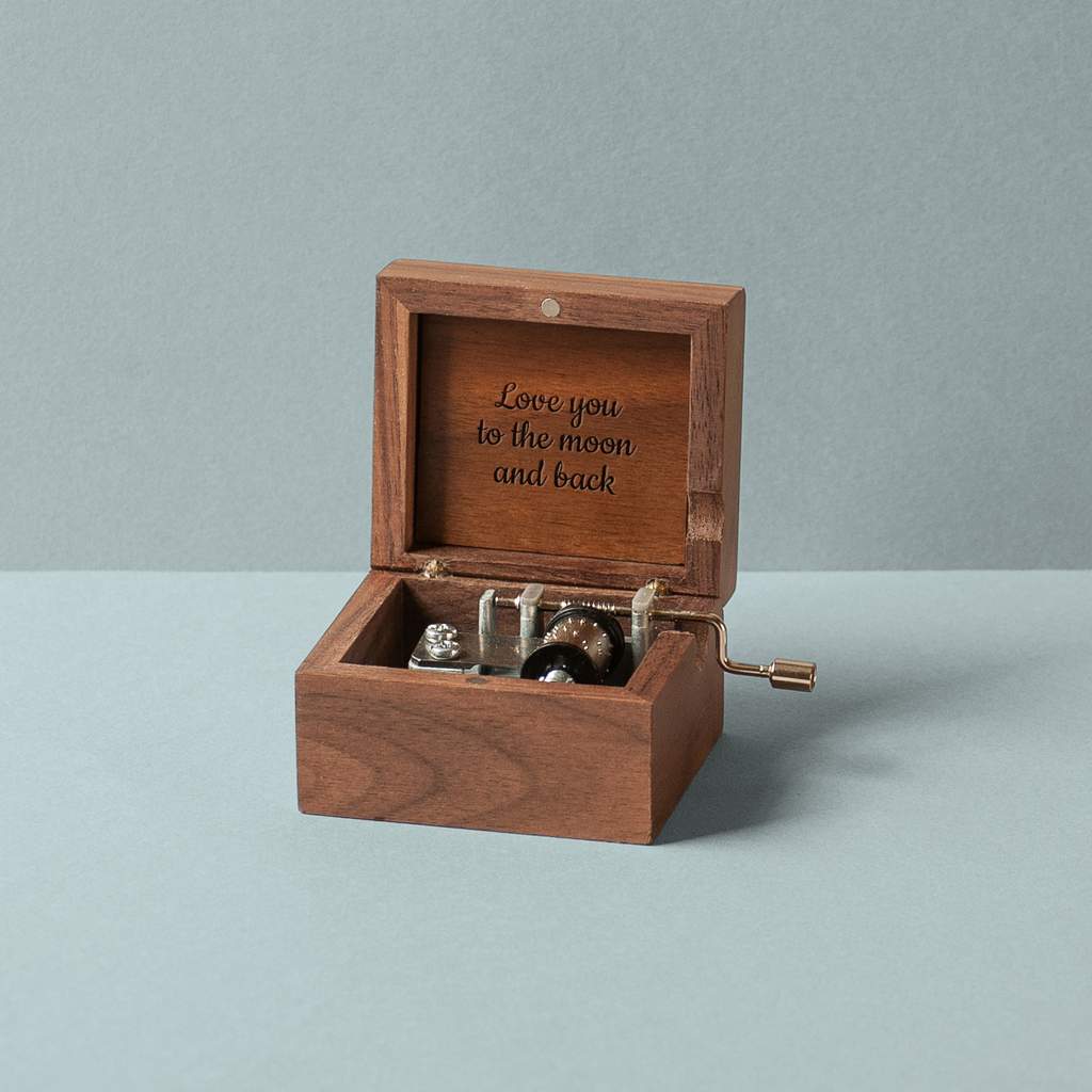 Small music box with some stars forming a name